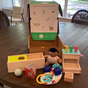 Lovevery “The Thinker” play kit, 11-12 months